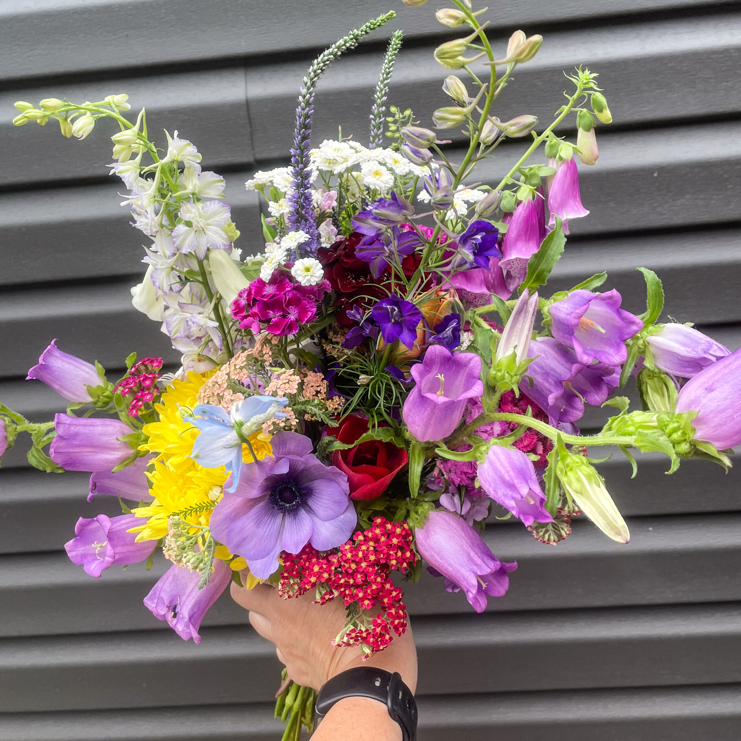 A beautiful bouquet of flowers