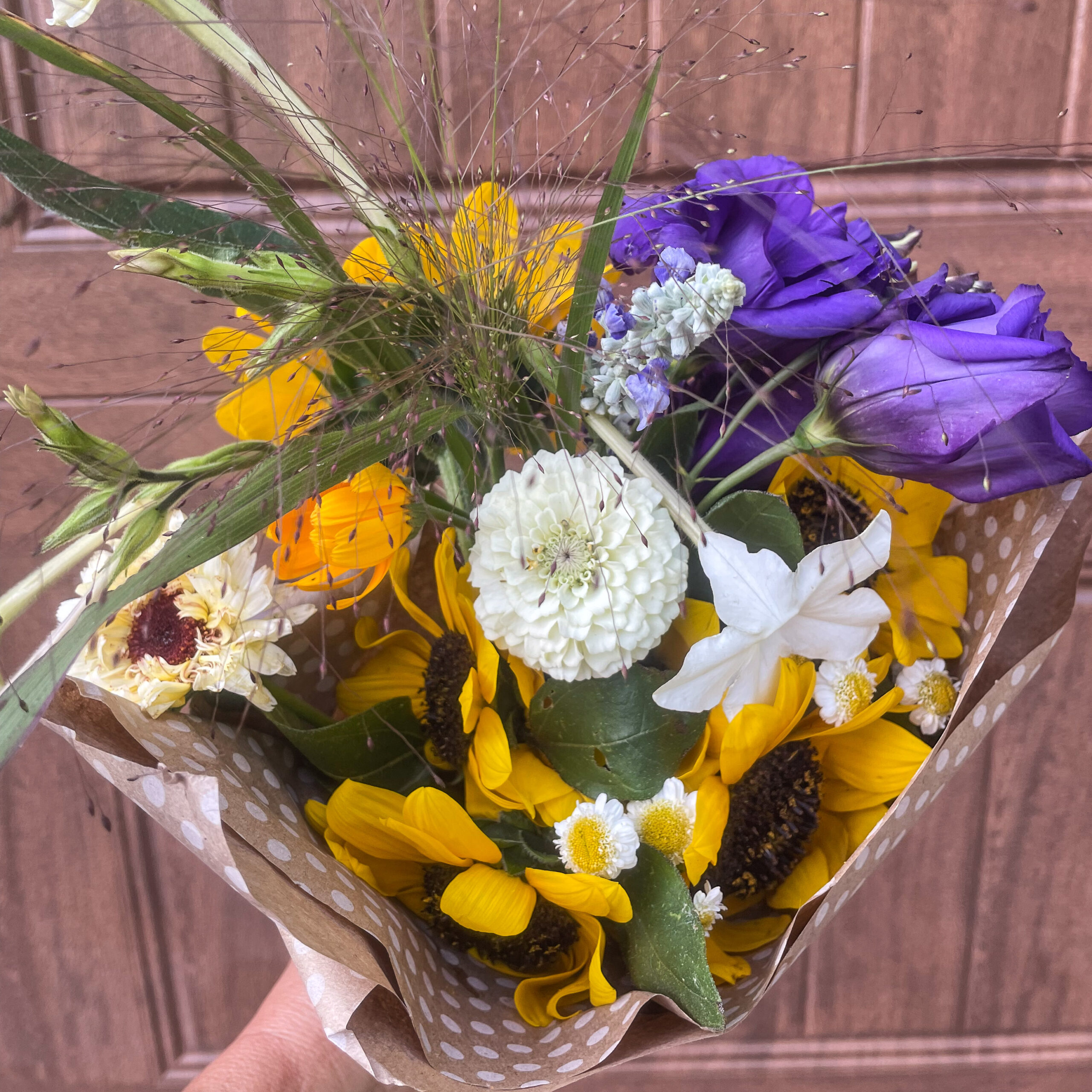 A beautiful bouquet of flowers